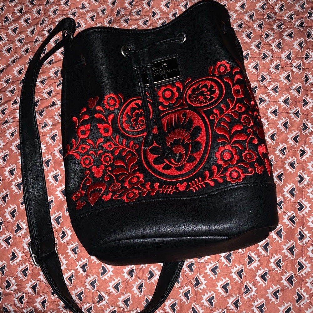 Mickey bucket bag